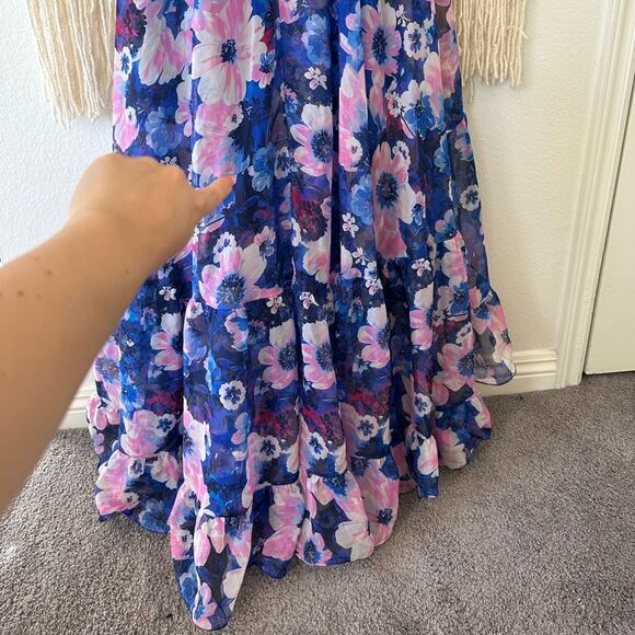 Mac Duggal Floral Cutout Gown - Picture 8 of 11